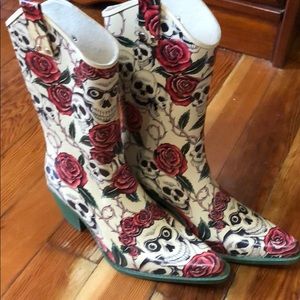 Skull/rose rubber cowboy/rain boots